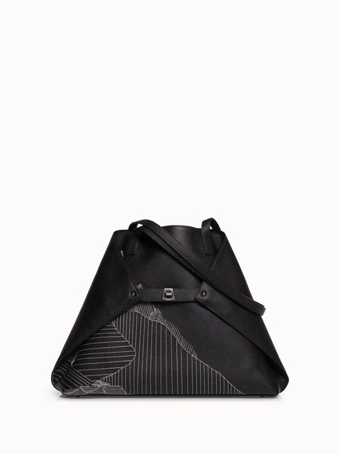 Ai Medium Shoulder Tote