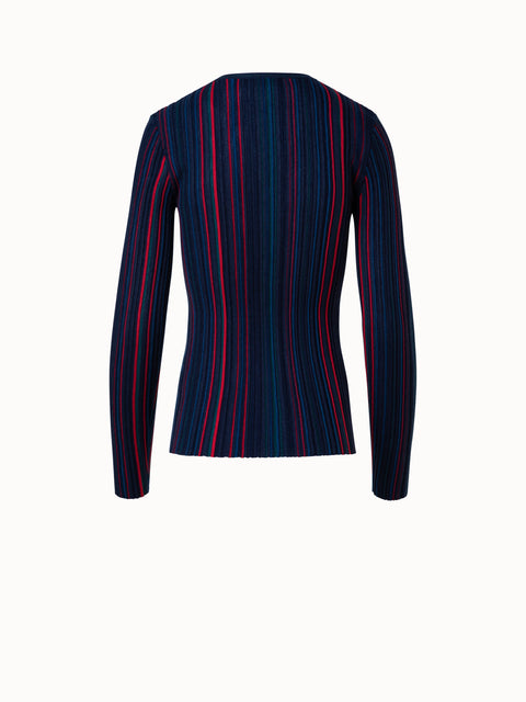 Anliegender Woll-Seiden-Pullover mit Streifen