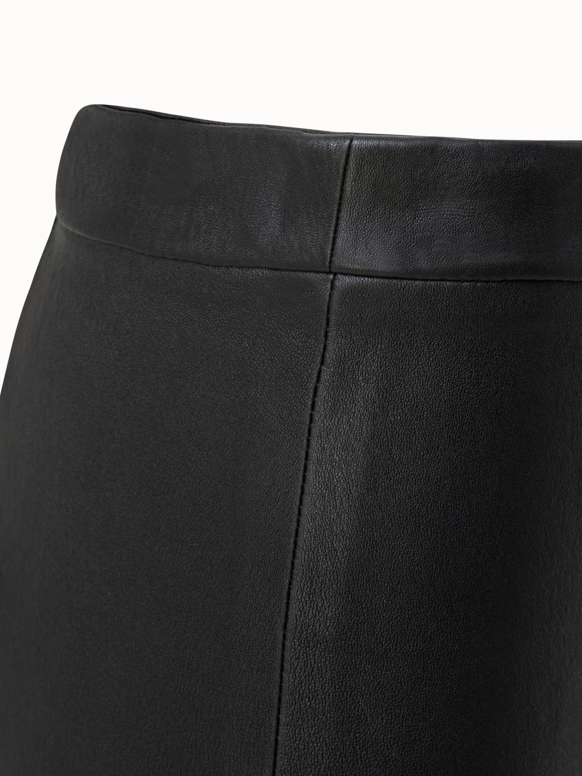 Designer Damen Lederhose schwarz mit Stretch